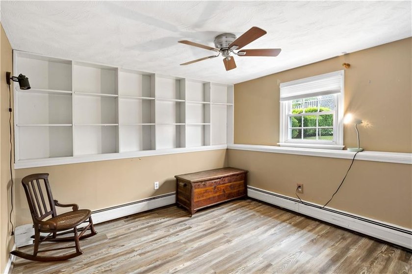 Discover the potential of this raised ranch located in the - photo 31