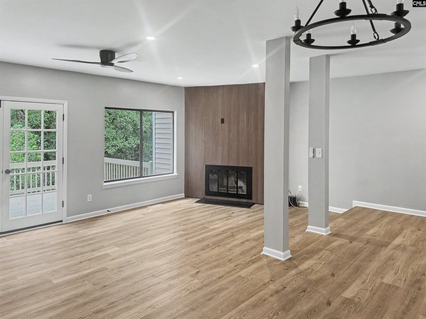 Completely renovated and move-in ready! This spacious 2,538 sq - photo 7