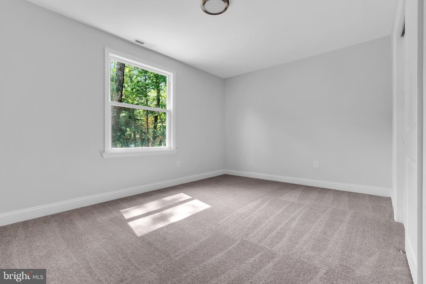Beautifully renovated 3-bedroom, 2-full-bath home located in the - photo 20