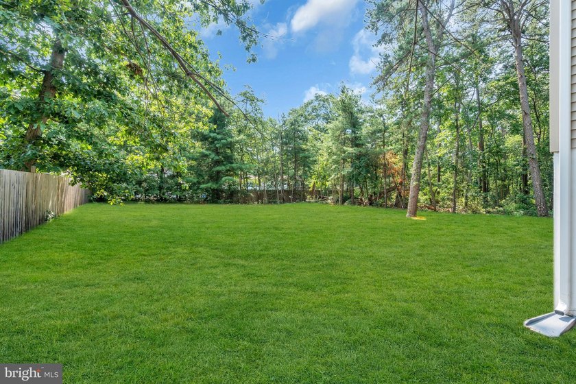Beautifully renovated 3-bedroom, 2-full-bath home located in the - photo 39