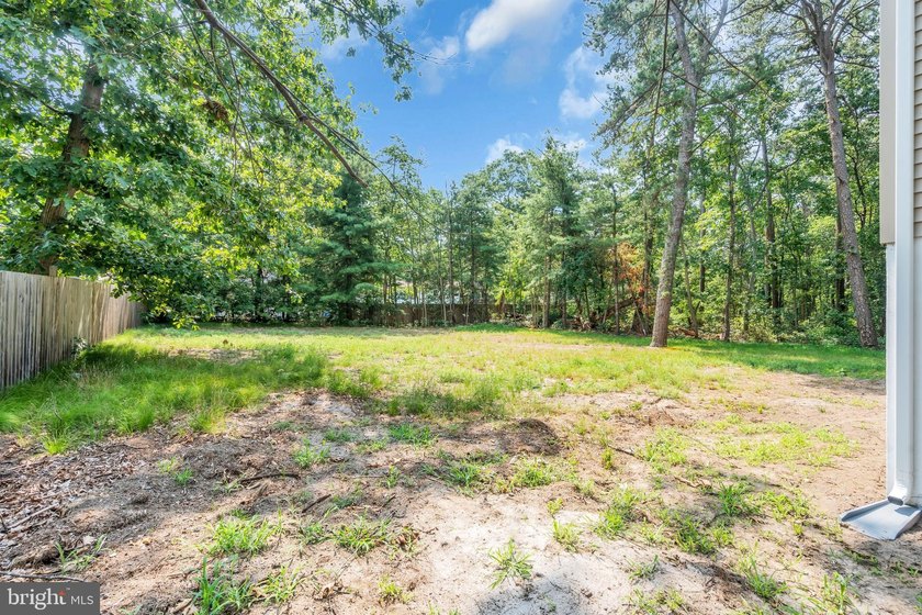 Beautifully renovated 3-bedroom, 2-full-bath home located in the - photo 47