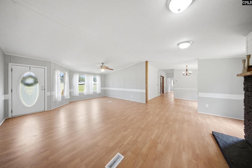 Welcome to 7580 Columbia Highway-where modern updates meet - photo 5