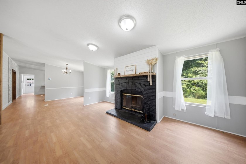 Welcome to 7580 Columbia Highway-where modern updates meet - photo 7