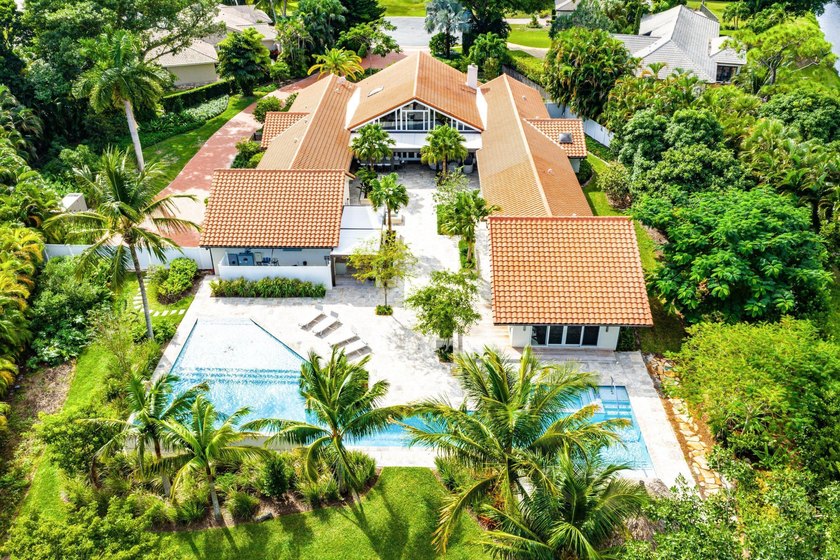 Contemporary Boca Raton Masterpiece with private 82-foot - photo 7