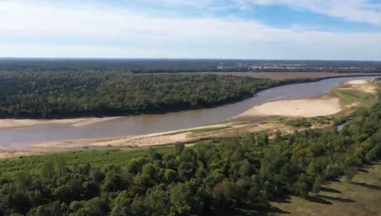 -172 Acres of Premier Oklahoma Riverfront with Lifetime Mining - photo 8