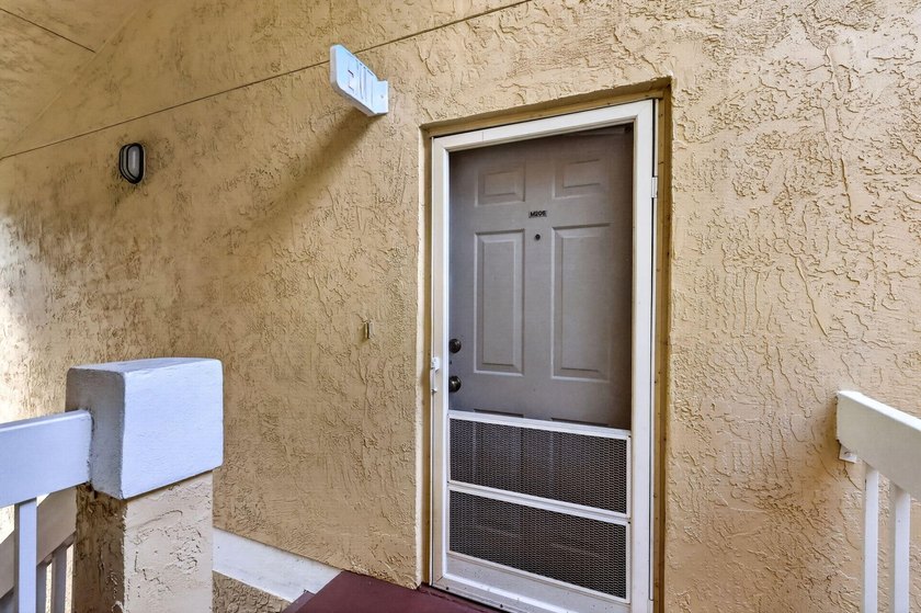 MOVE-IN ready condo just off US1 in a prime location near - photo 4