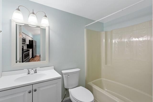 Welcome to Chasewood South! Step inside this beautifully - photo 10