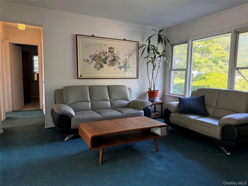 Discover this charming ranch-style home in prime Oceanside - photo 3