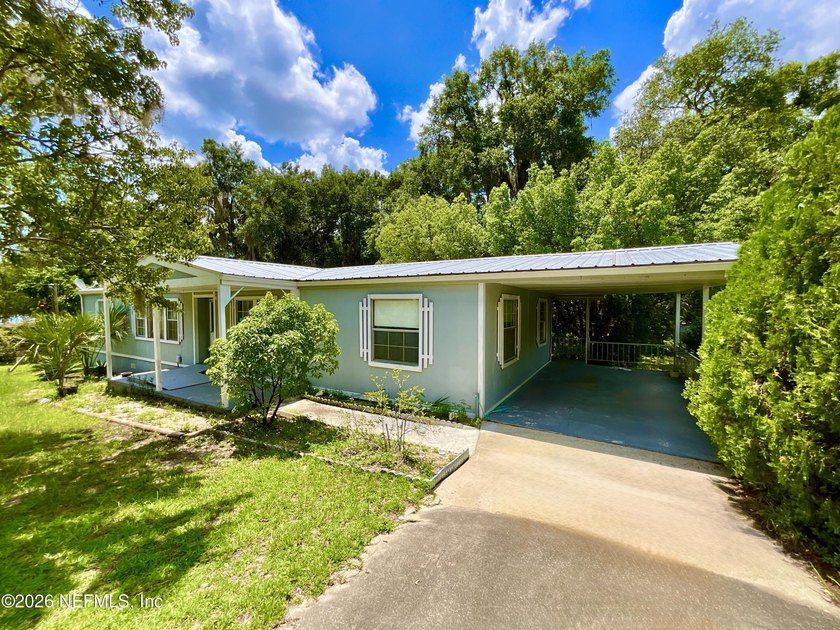 LAKE ACCESS with this very well kept and clean 3 BR , 2 bathroom - photo 12