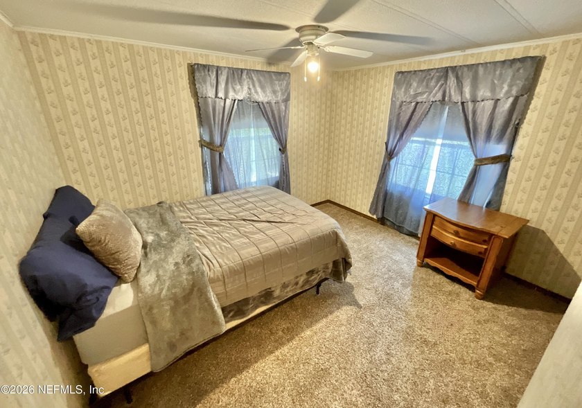 LAKE ACCESS with this very well kept and clean 3 BR , 2 bathroom - photo 28