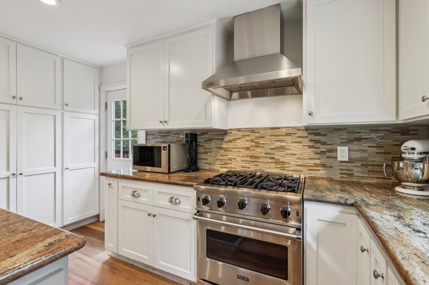This inviting 4 bedroom, 2 and a half bathroom home, fully - photo 10