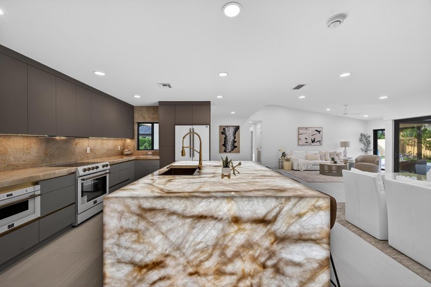 Exquisitely reimagined, this stunning 3-bedroom, 2-bath - photo 6