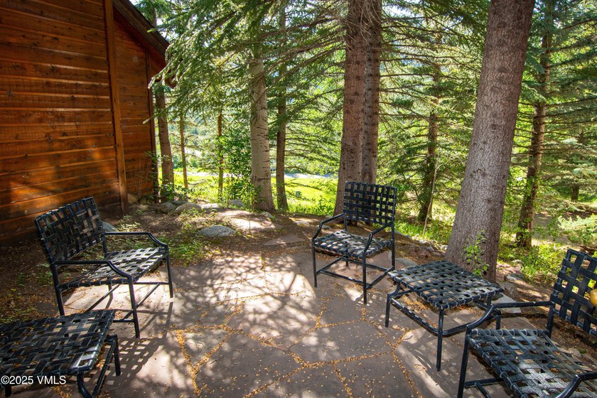 Unusual opportunity to purchase a family compound situated on a - photo 21