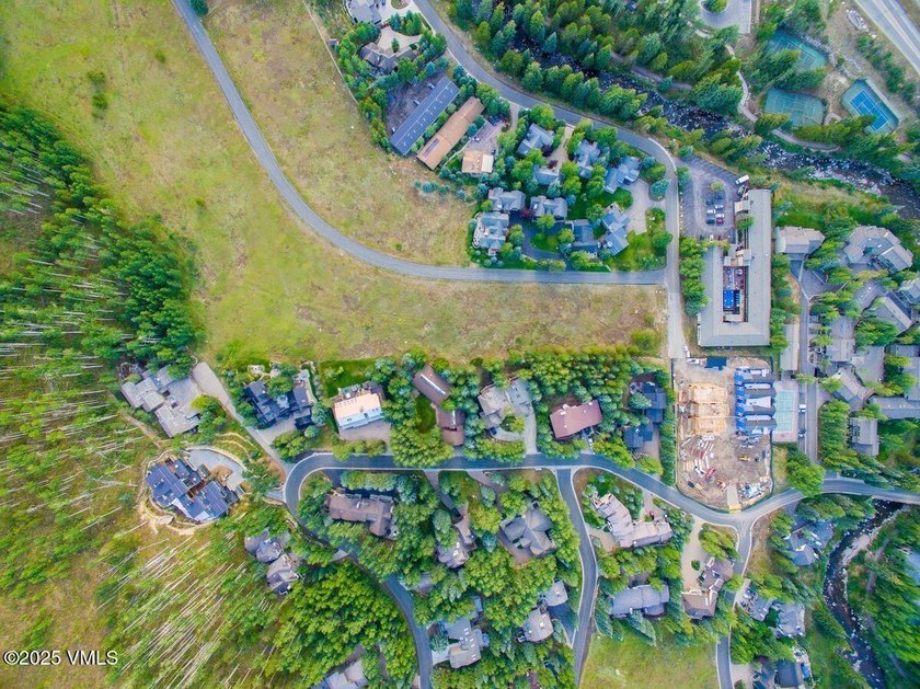Unusual opportunity to purchase a family compound situated on a - photo 33