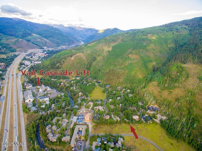 Unusual opportunity to purchase a family compound situated on a - photo 34