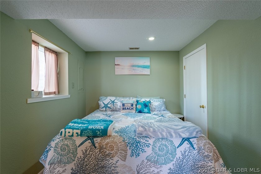 One of the best values currently available under $350K! Offering - photo 35