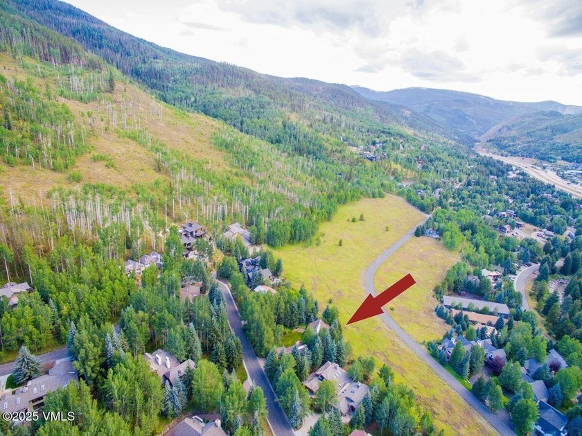 Unusual opportunity to purchase a family compound situated on a - photo 38