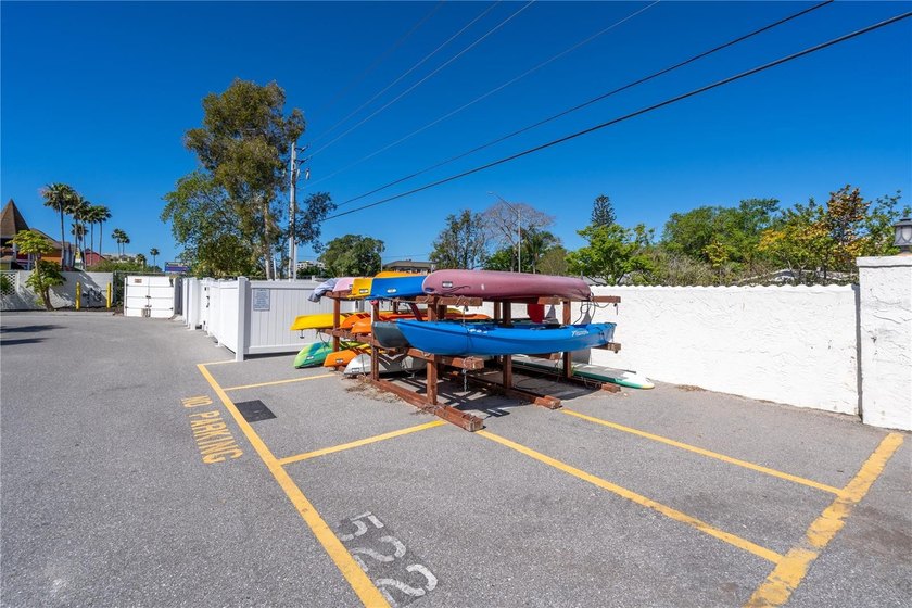 Enjoy the coastal Sarasota lifestyle just minutes from - photo 50