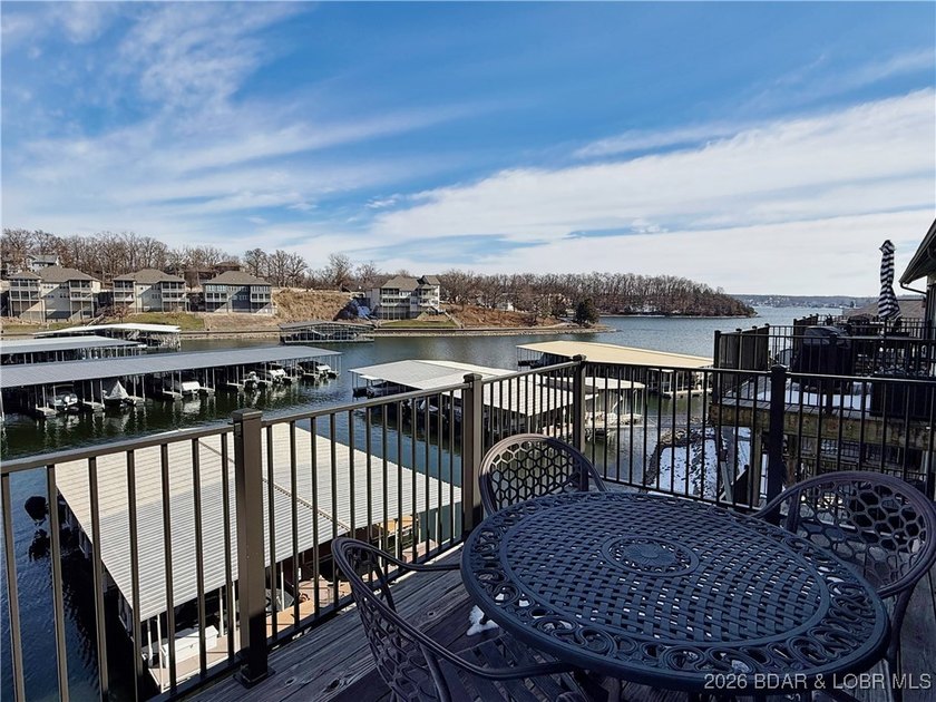 Enjoy lake living at its best in this beautifully maintained - photo 27