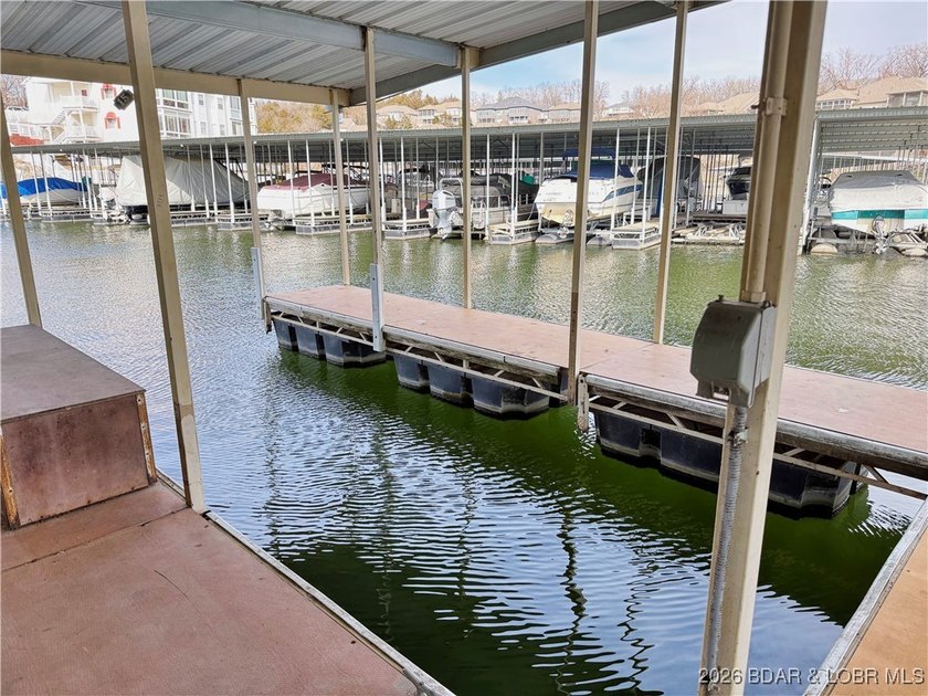 Enjoy lake living at its best in this beautifully maintained - photo 31