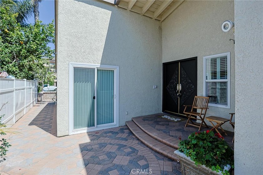 TWO UNITS! Great rental opportunity! Surf City Versatility! - photo 10