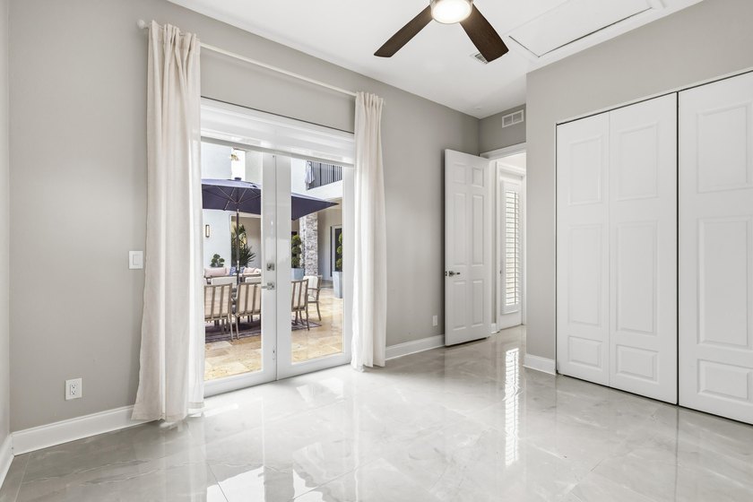 Welcome to The Versalles, one of the most desirable models in - photo 26