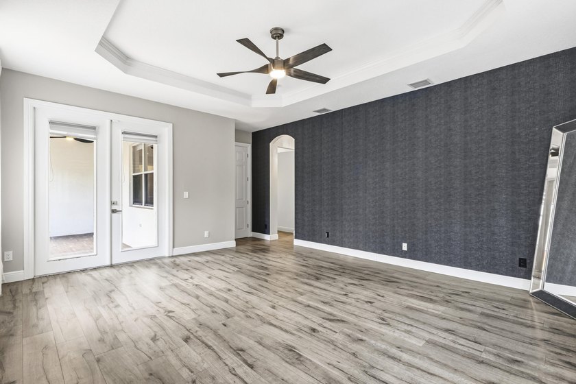 Welcome to The Versalles, one of the most desirable models in - photo 32