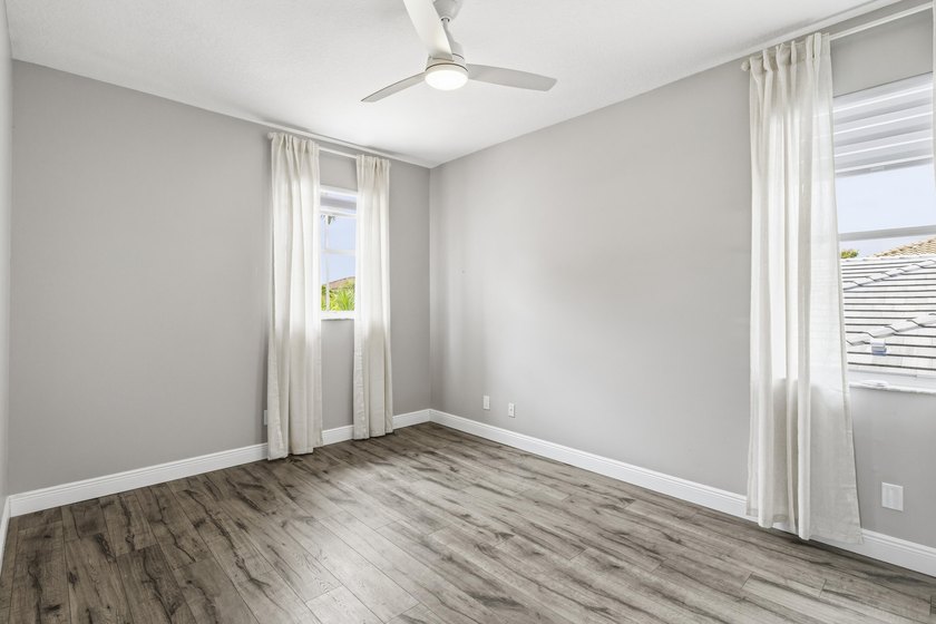 Welcome to The Versalles, one of the most desirable models in - photo 44