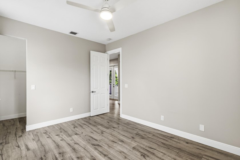 Welcome to The Versalles, one of the most desirable models in - photo 45