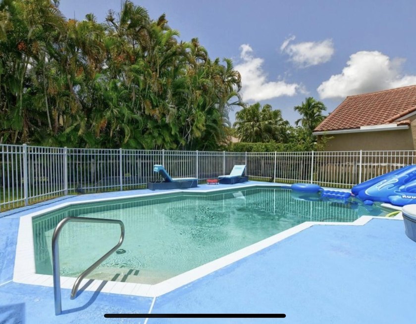 Welcome to this beautiful home located at 9460 Lake Serena Dr - photo 4