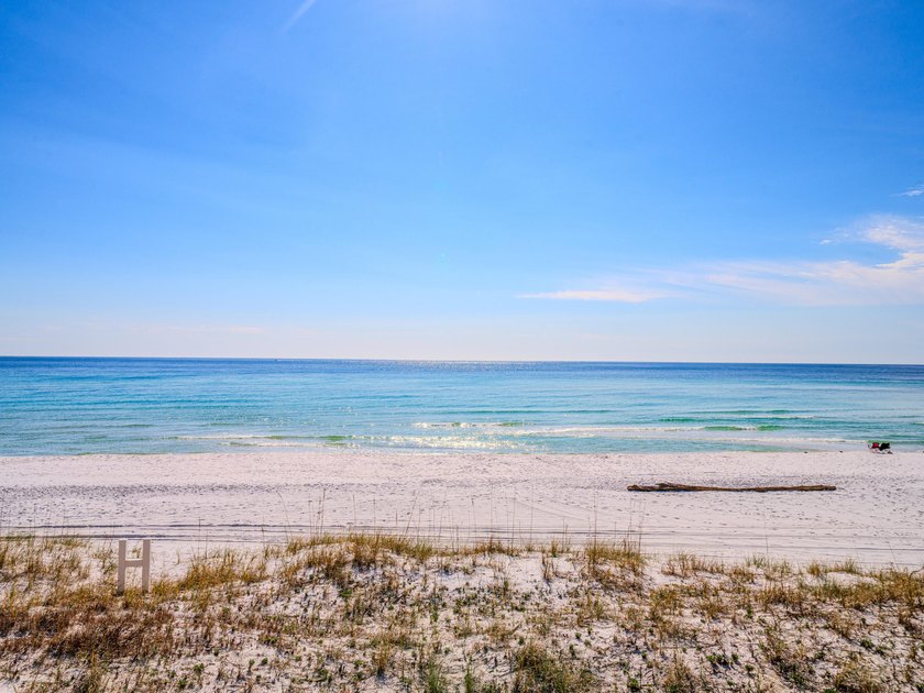 Enjoy stunning Gulf views from this beautifully maintained 1BR - photo 28