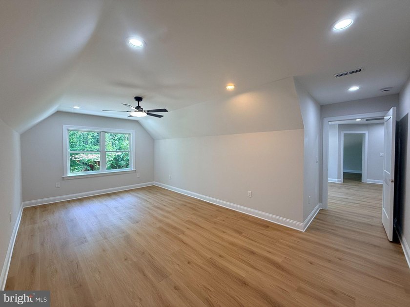 Nestled in the prestigious Lake of the Woods community, this - photo 29