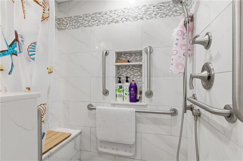 Welcome to 1864 Flat River Rd in Coventry! This beautifully - photo 23