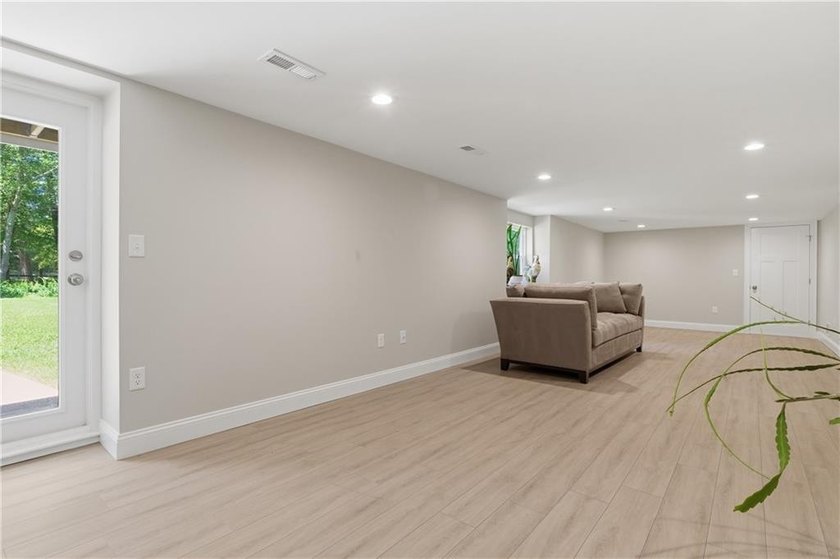 Welcome to 1864 Flat River Rd in Coventry! This beautifully - photo 33