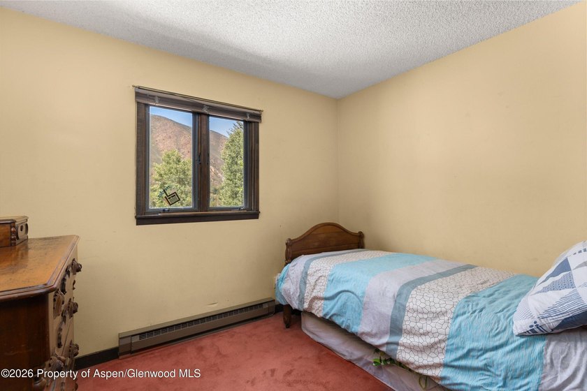 Room to Roam, Views to Love Experience Mountain Living with an - photo 17