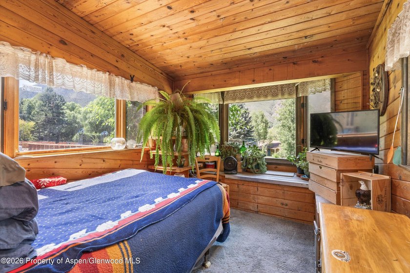 Room to Roam, Views to Love Experience Mountain Living with an - photo 19