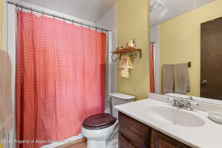Room to Roam, Views to Love Experience Mountain Living with an - photo 20