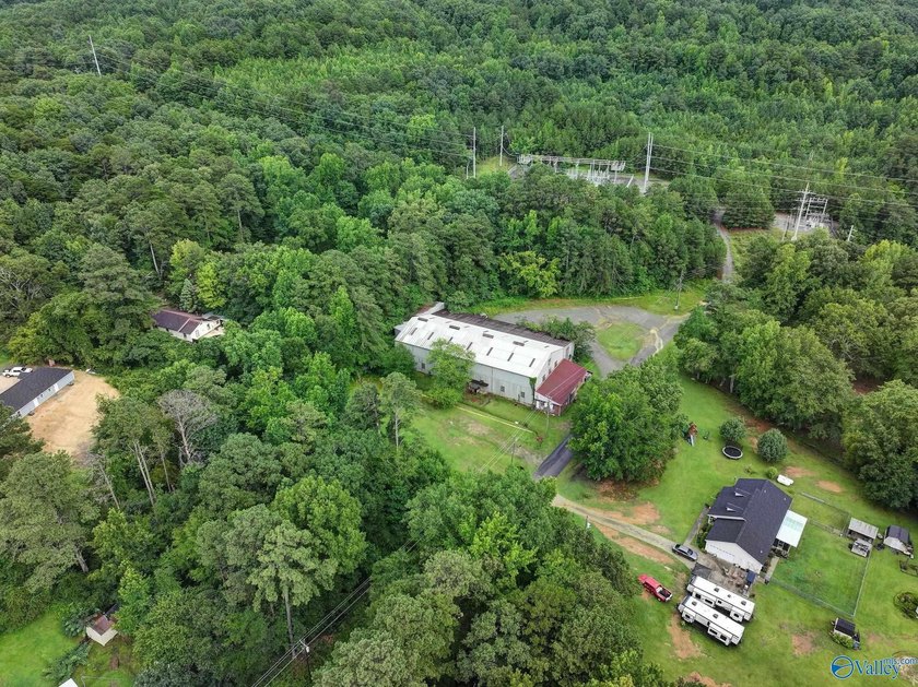 15,332+/- sq ft industrial warehouse situated on 5.49+/- level - photo 23