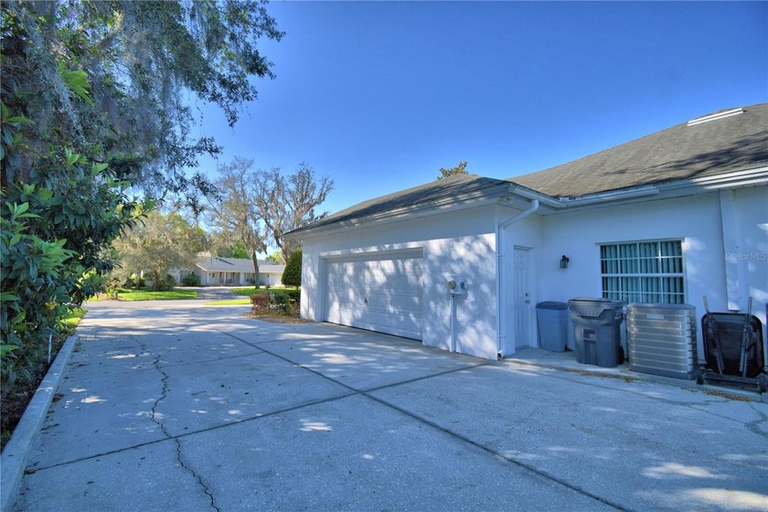 Under contract-accepting backup offers. WELCOME to 104 Fairway - photo 4