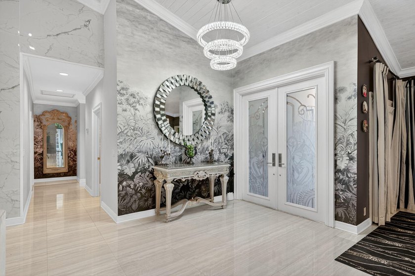 Welcome to this beautiful 4-bedroom, 4-bath residence in Boca - photo 4