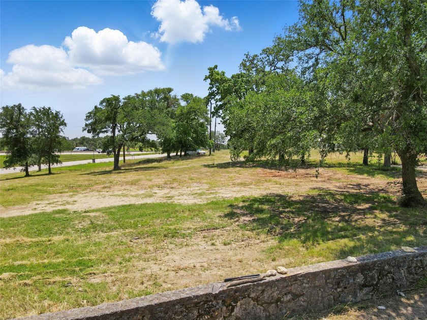Looking for deeded waterfront property with an exceptional - photo 27