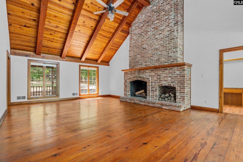 Capture the essence of peaceful, rustic luxury with this 10-acre - photo 7