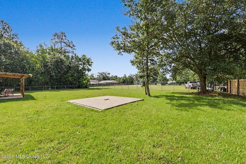 This light-filled starter home in Waveland is a must-see! - photo 20