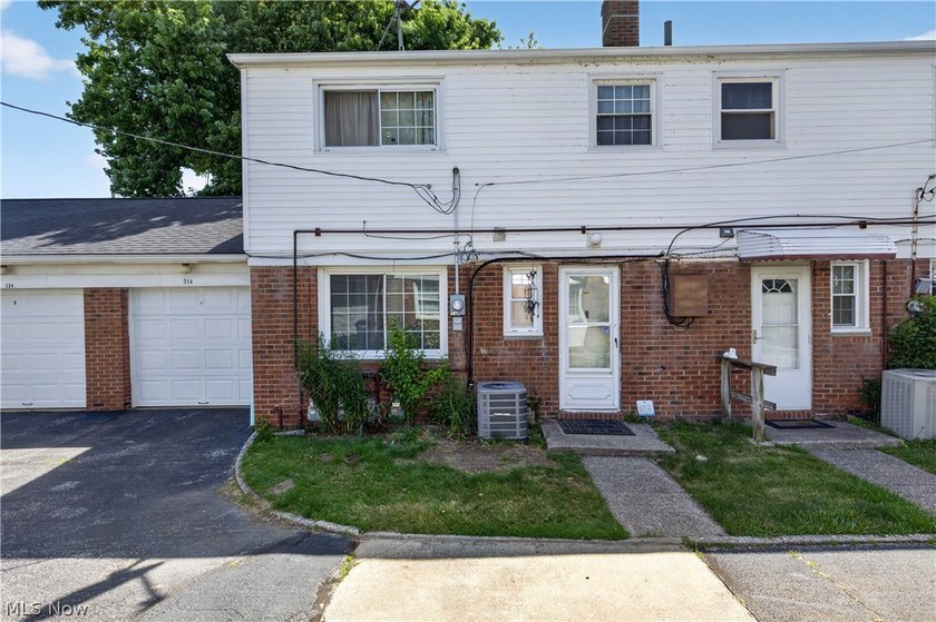 Move right into this tastefully updated and exceptionally - photo 15