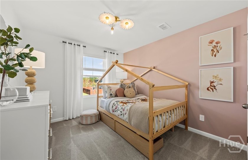 This Starling Plan has a master on the main with an additional - photo 12