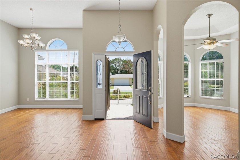 One or more photo(s) has been virtually staged. This home has - photo 20