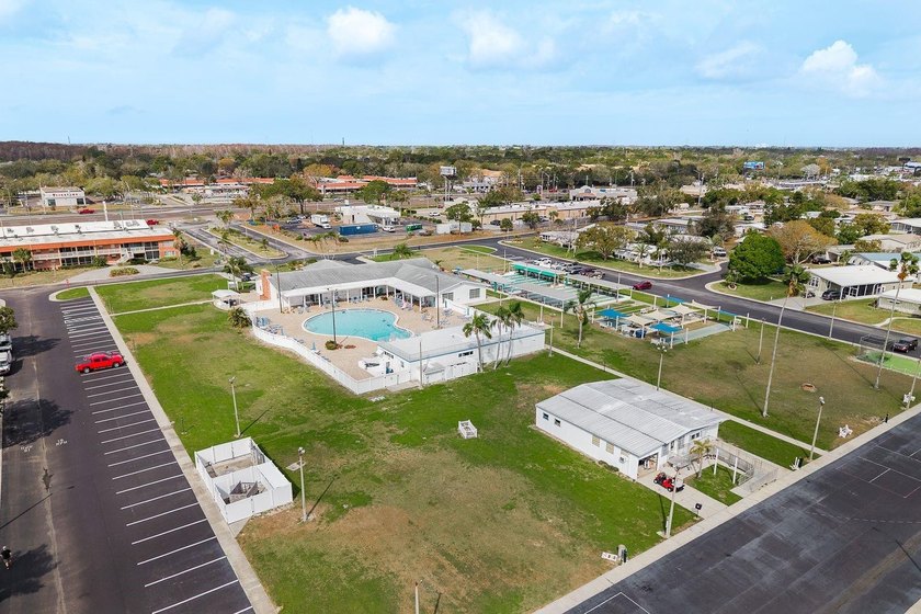 If you've been waiting for something in Lake Tarpon Village that - photo 46