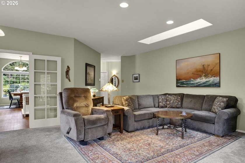 Tucked away &amp; private on a wooded knoll in Heceta South, this - photo 13