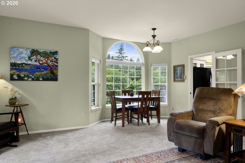 Tucked away &amp; private on a wooded knoll in Heceta South, this - photo 14