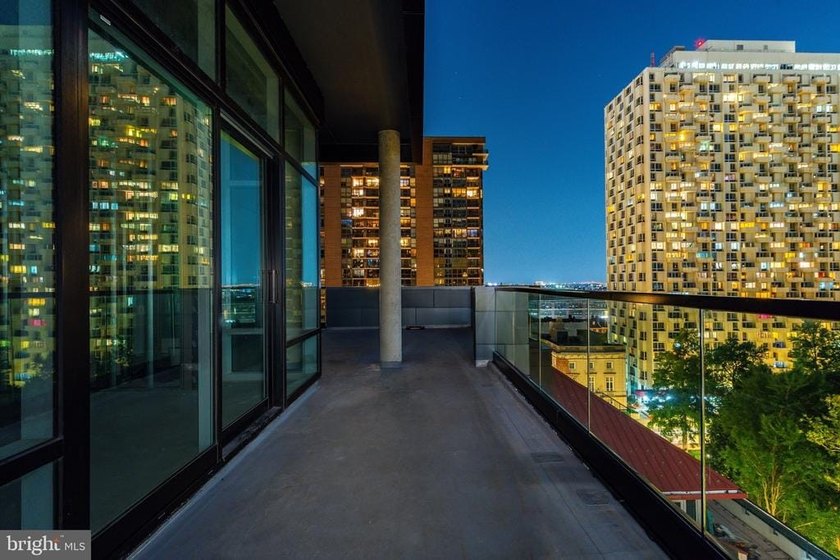 Experience the pinnacle of modern Philadelphia living at 223 S - photo 28